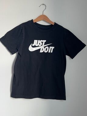 Nike 100% Cotton Black Tee with White 'Just Do It' Logo Size M